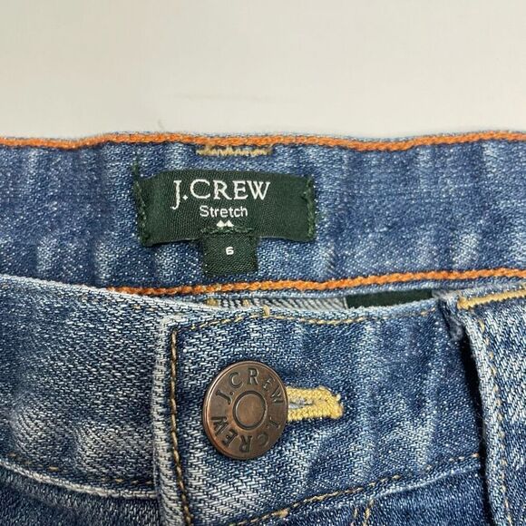 J. Crew Factory Cut Off Denim Mid Rise Jean Shorts Size 6 - Picture 5 of 6